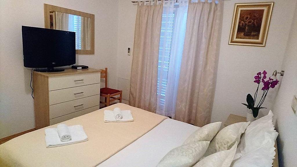 Apartment Vanja Tučepi エクステリア 写真