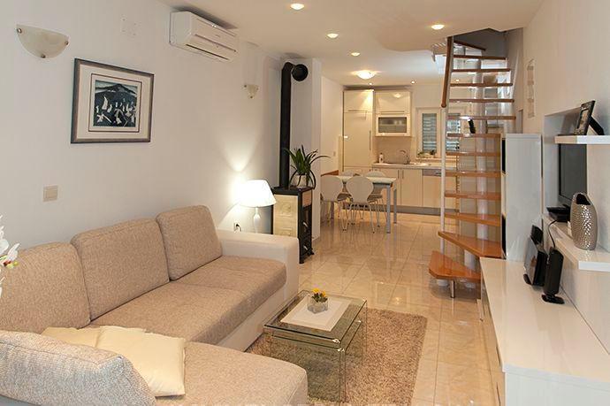 Apartment Vanja Tučepi エクステリア 写真